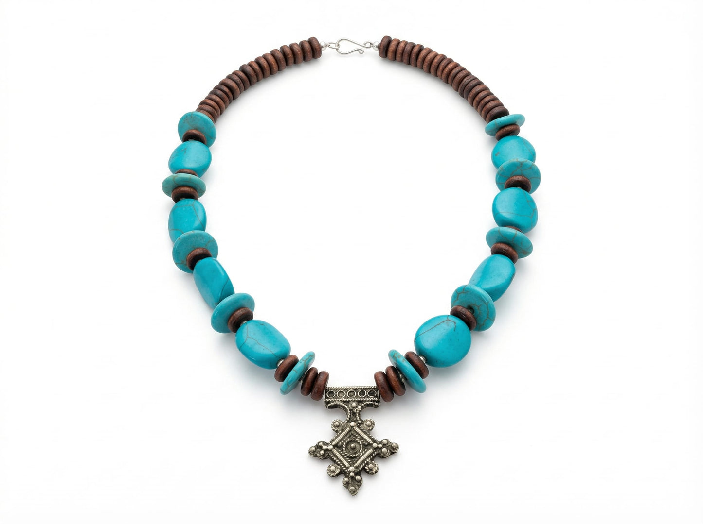 Handmade Berber necklace – Moroccan tribal jewelry with turquoise stones and vintage pendant – Bohemian necklace